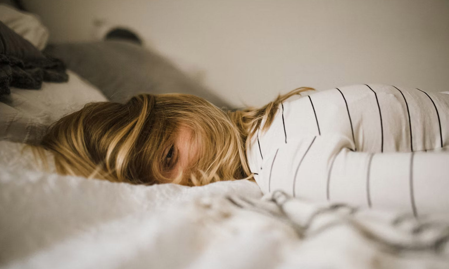Why Am I Waking Up at 3am? Stress, Blood Sugar and Your Body Clock Explained